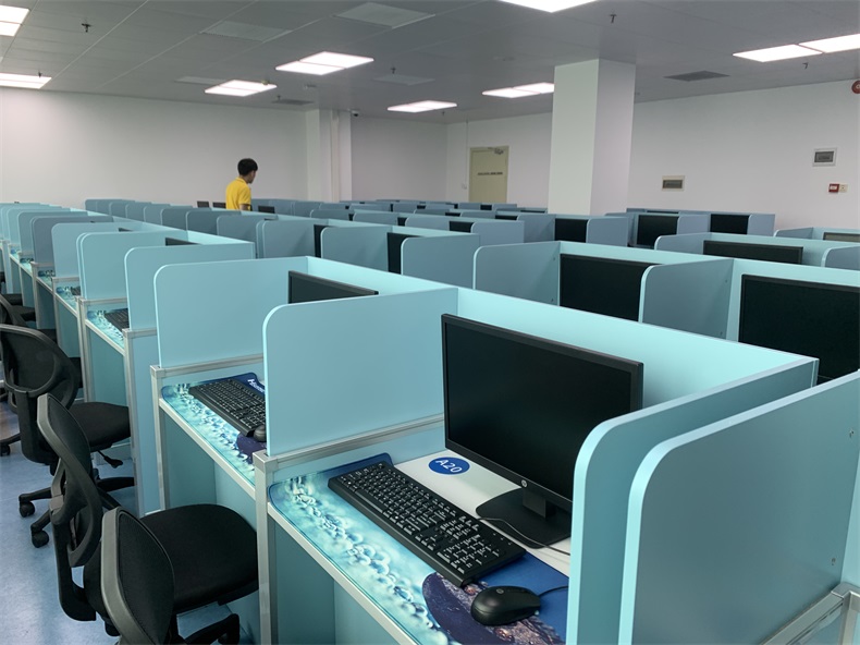 中山大學附屬第五醫院計算機升降屏風培訓室
